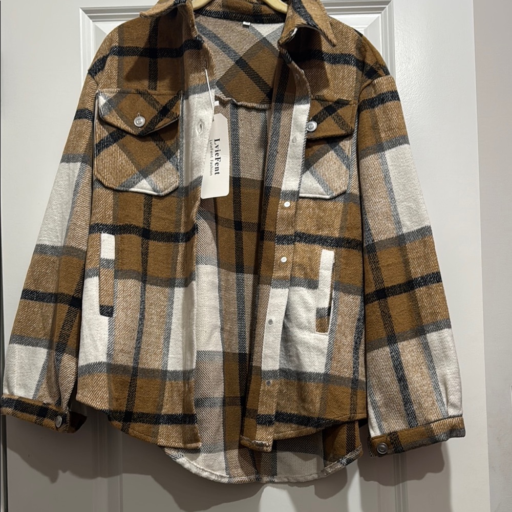 Tan and Navy‎ Plaid Shacket NWT Medium